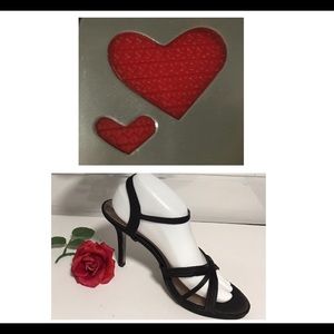BLACK SATIN SILLETTOS ROMANTIC SOLES  SZ. 8.5